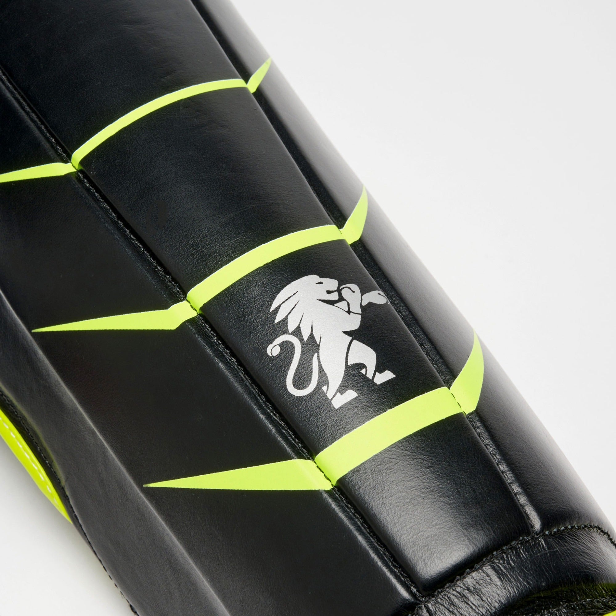 PARATIBIA REVO FLUO LEONE