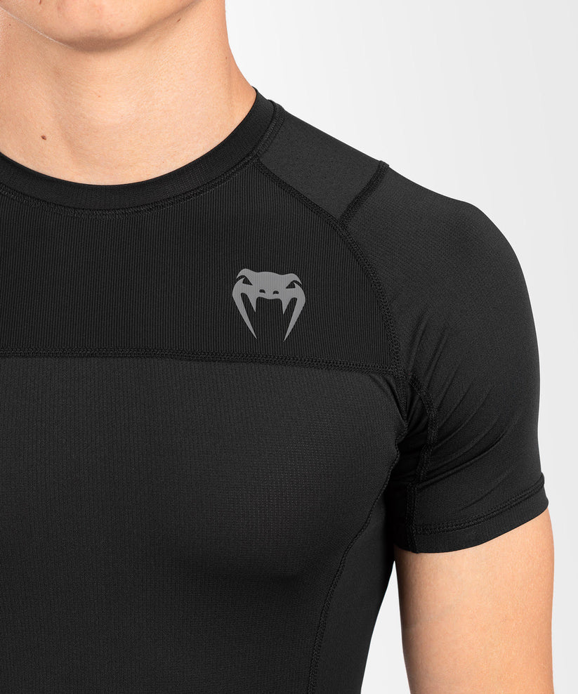 RASHGUARD A MANICHE CORTE VENUM G- FIT - AIR