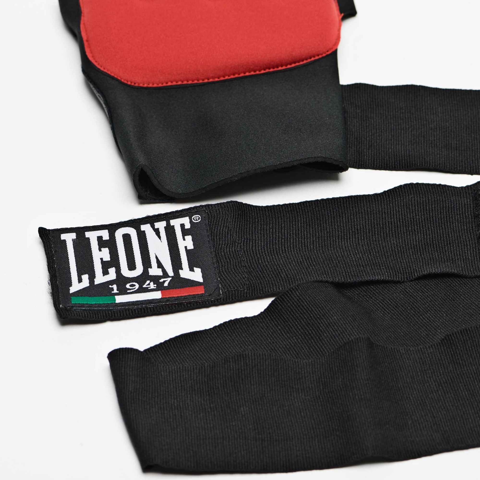 SOTTOGUANTI LEONE