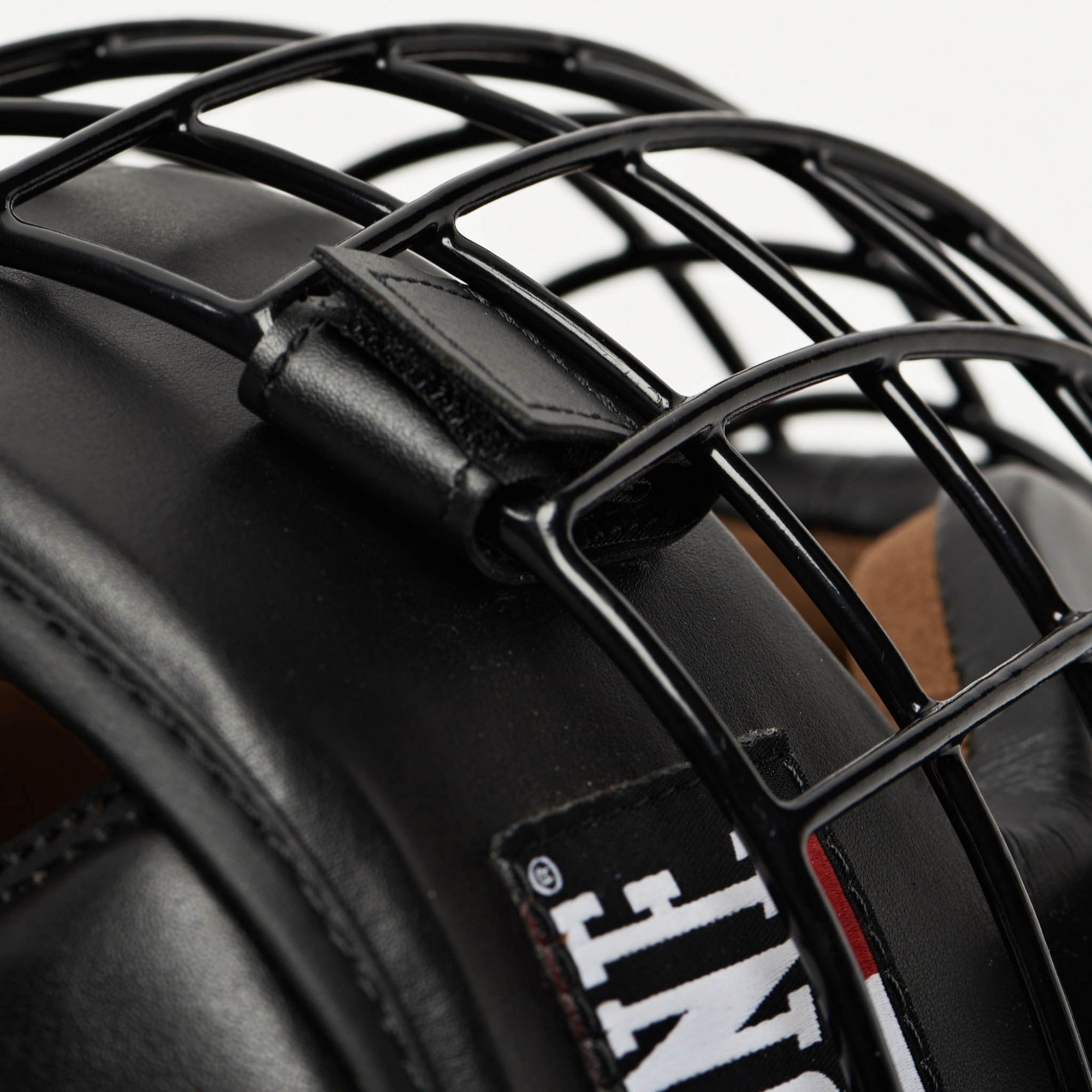 CASCO FIGHTER LEONE