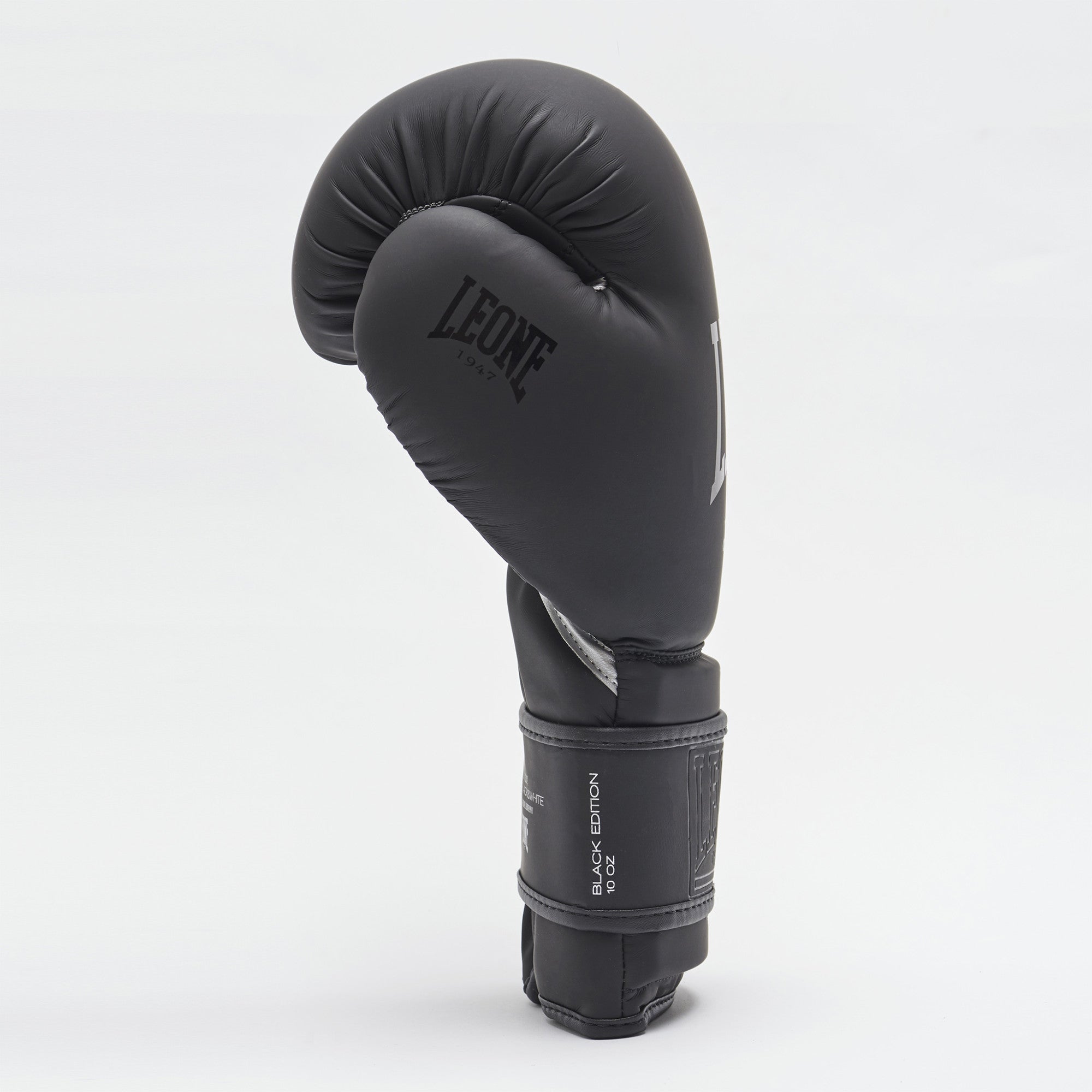 GUANTI BOXE BLACK&WHITE LEONE
