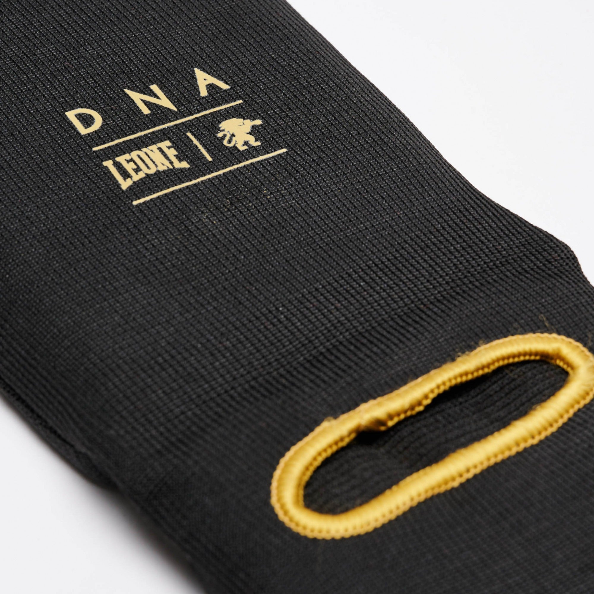 PARATIBIA DNA LEONE