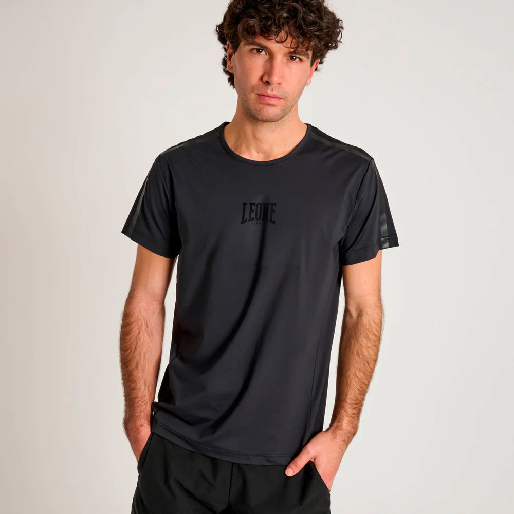 T-SHIRT BLACK LION LEONE