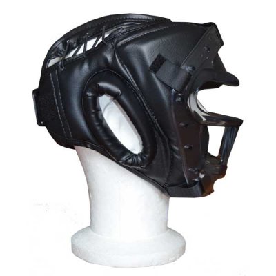 CASCO VANDAL CON GRATA E PROTEZIONE NUCA IN VINILE NERO