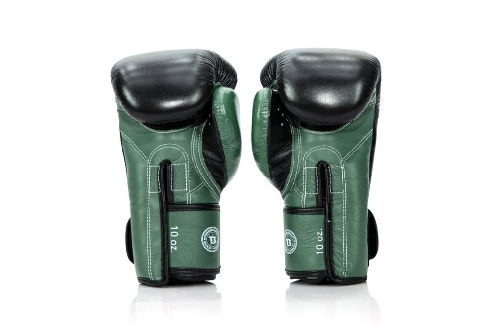 GUANTONI DA BOXE FAIRTEX