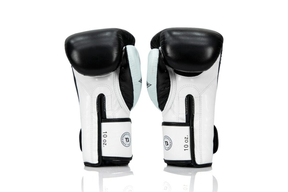 GUANTONI DA BOXE FAIRTEX