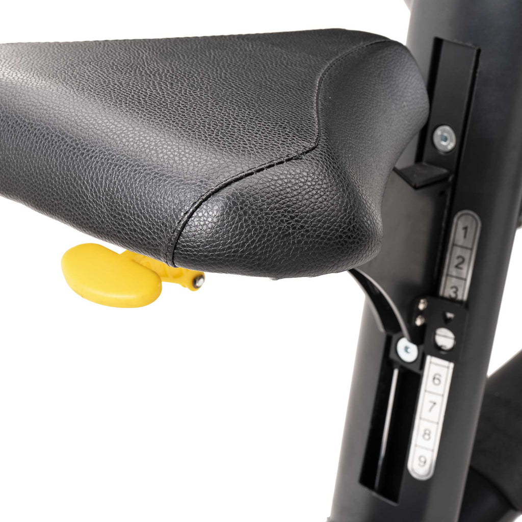 SEATED SCOTT BENCH DIAMOND