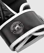 Guanti da combattimento Venum Challenger 3.0