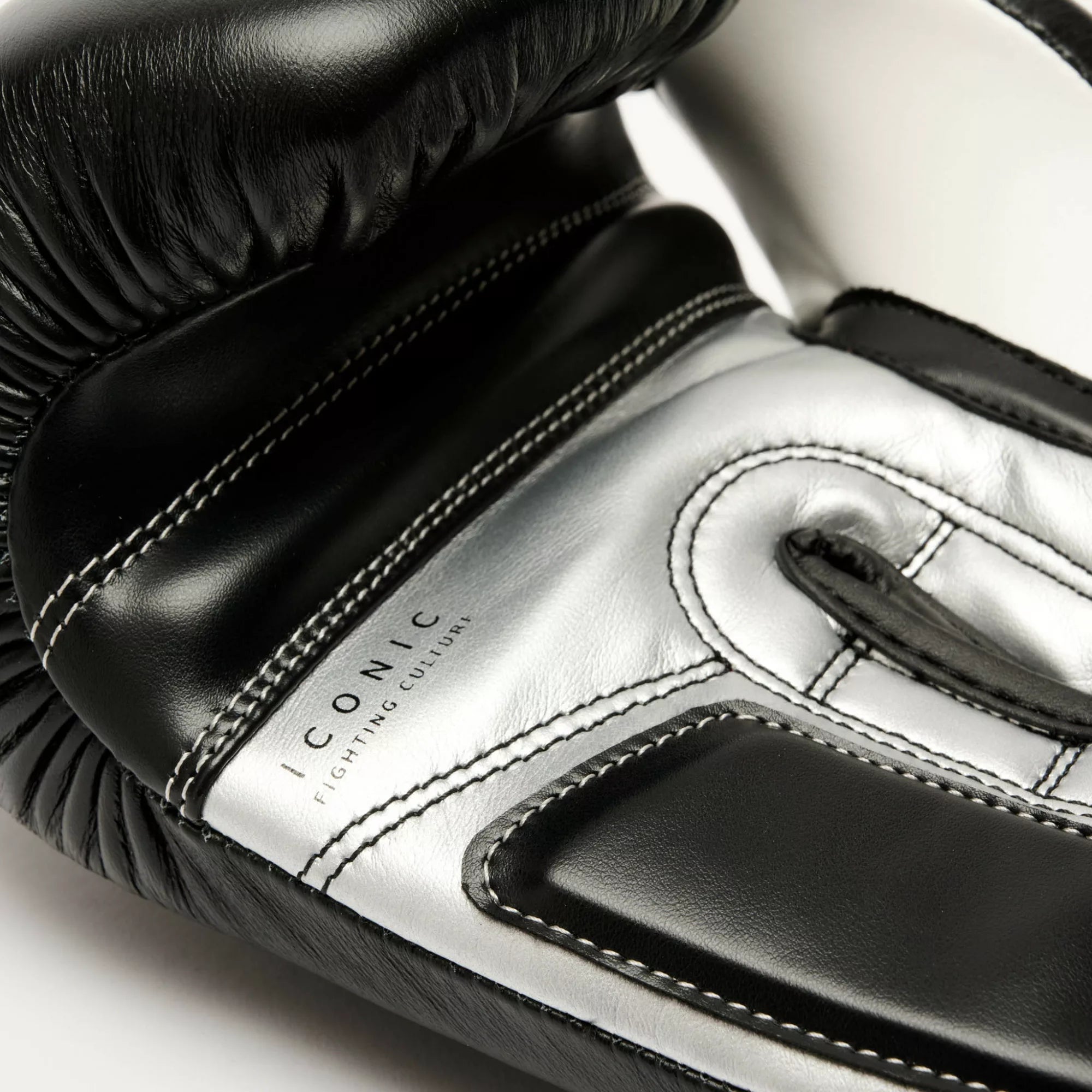 GUANTI BOXE LEONE MOD. ICONIC