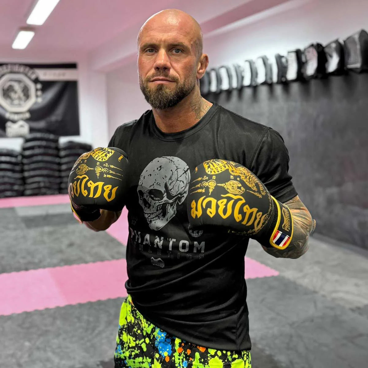 GUANTONI DA BOXE MUAY THAI - EDIZIONE LIMITATA NERA
