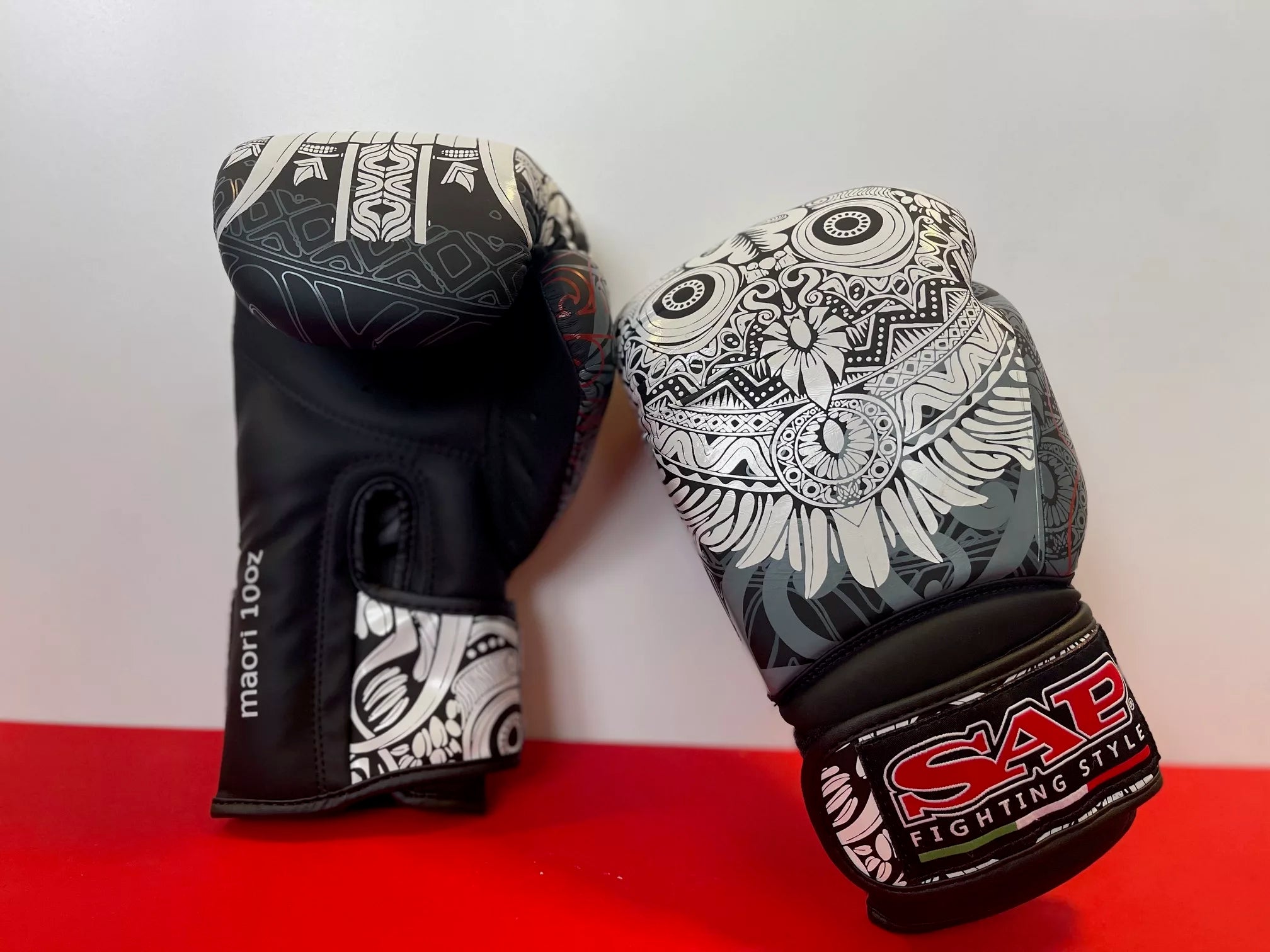 GUANTONI DA BOXE SAP MOD. MAORI 10oz