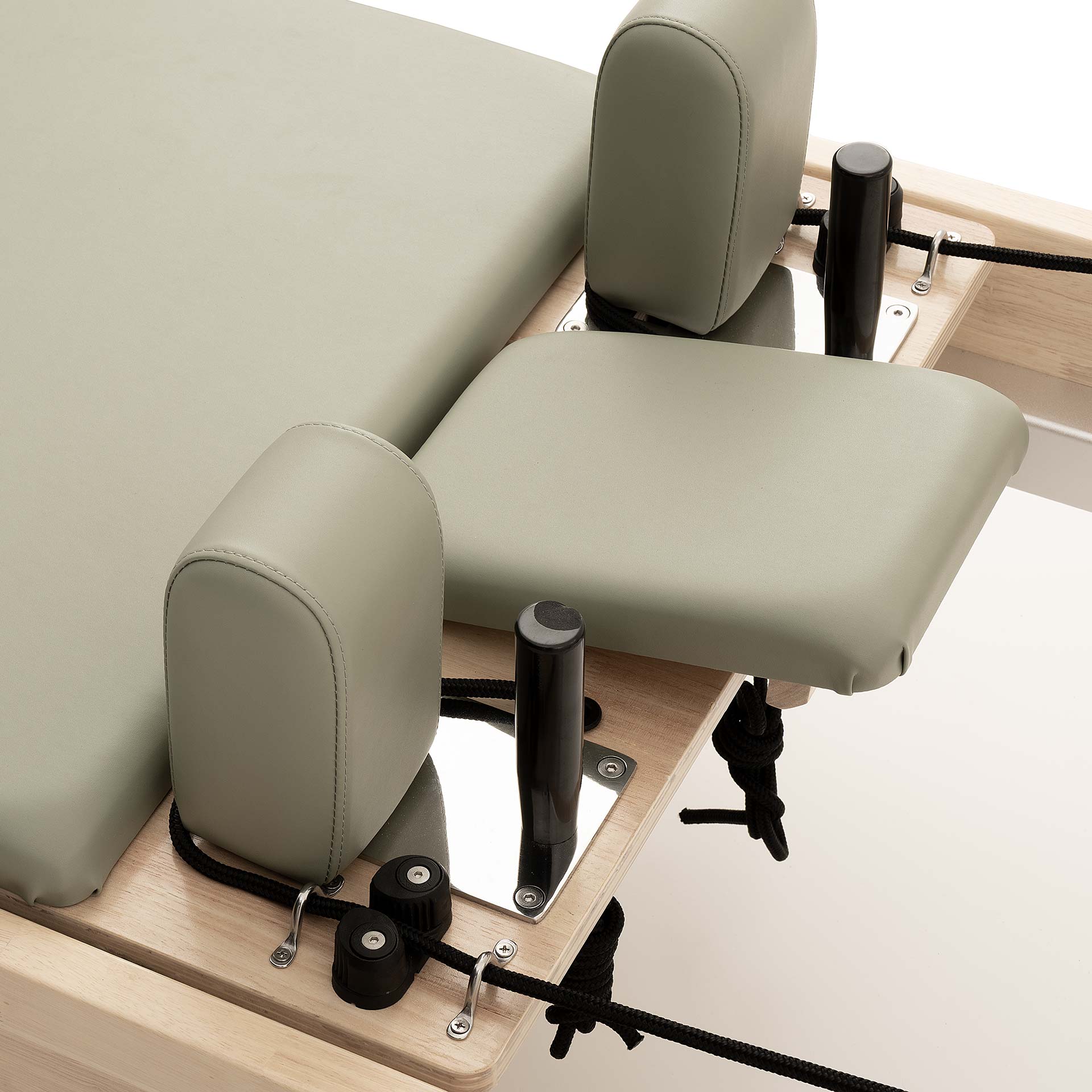 REFORMER CLASSICO IN LEGNO MOOMA