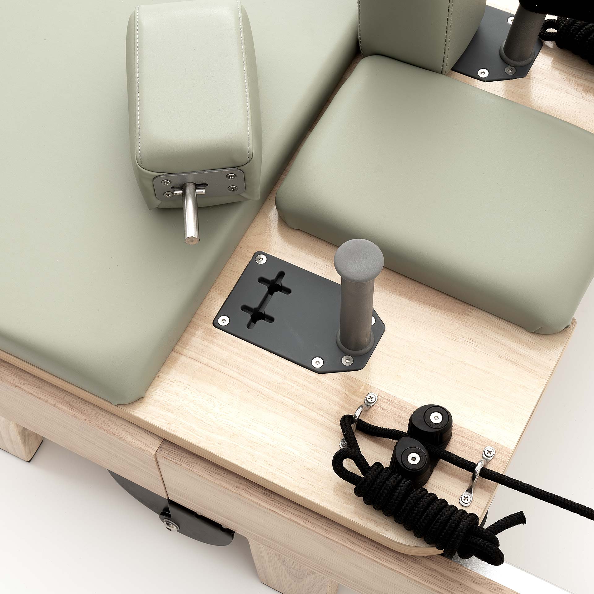 REFORMER PIEGHEVOLE IN LEGNO MOOMA
