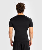 RASHGUARD VENUM CONTENDER A MANICA CORTA NERO/BIANCO