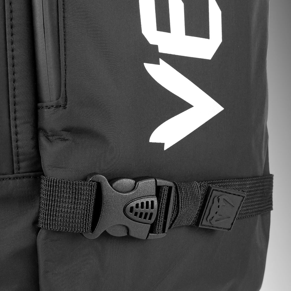 VENUM CHALLENGER PRO EVO ZAINO (20-25L) - Nero/Bianco