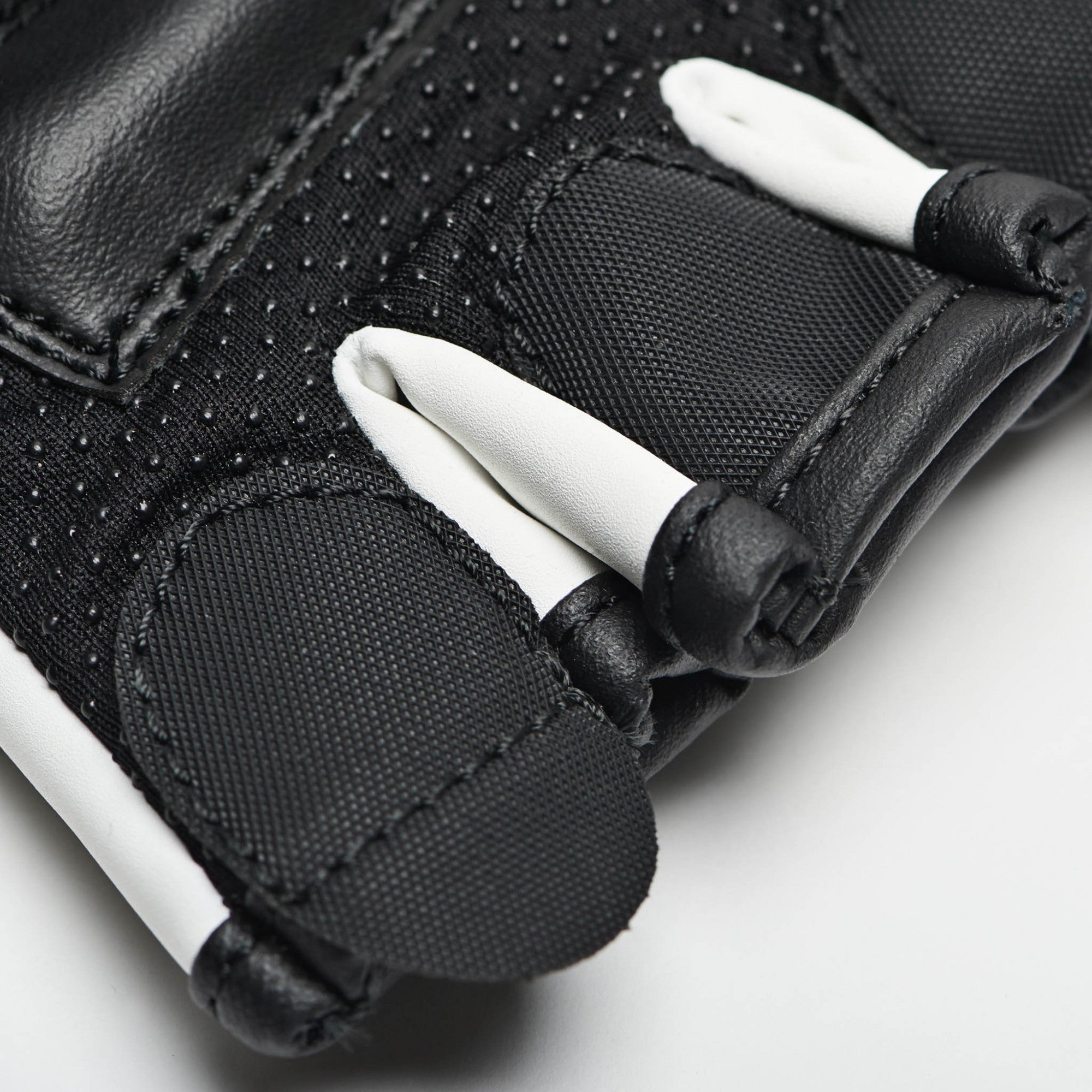 GUANTI FIT KARATE LEONE