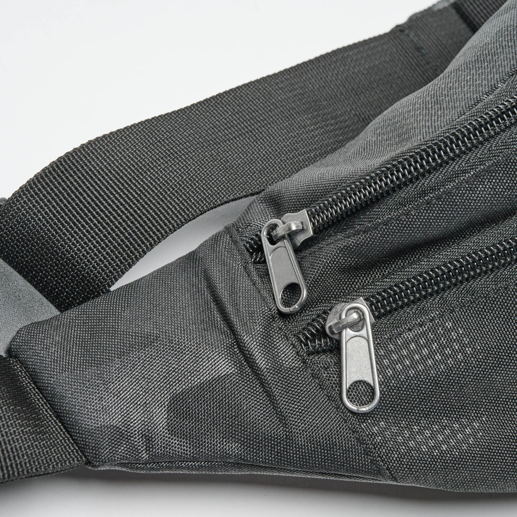MARSUPIO CAMOBLACK LEONE